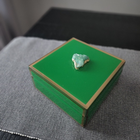 Jewelry green box - Picture 1 of 2